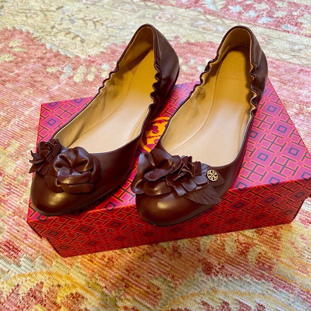 NEW Tory Burch Blossom Ballet Flats